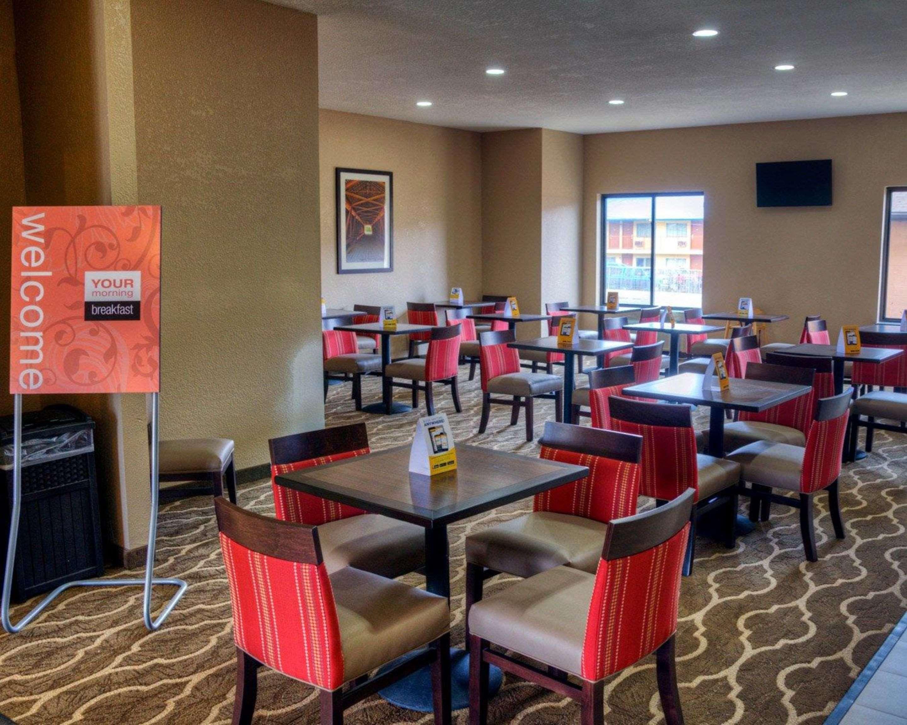 Comfort Suites Plymouth Near Us-30 Extérieur photo