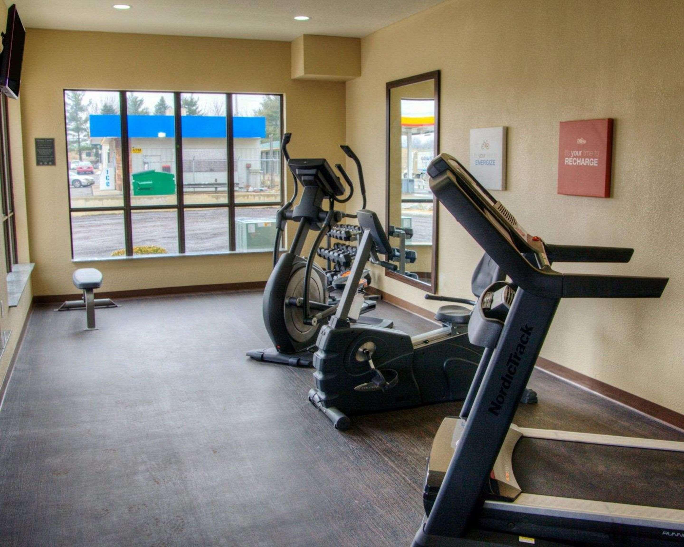 Comfort Suites Plymouth Near Us-30 Extérieur photo