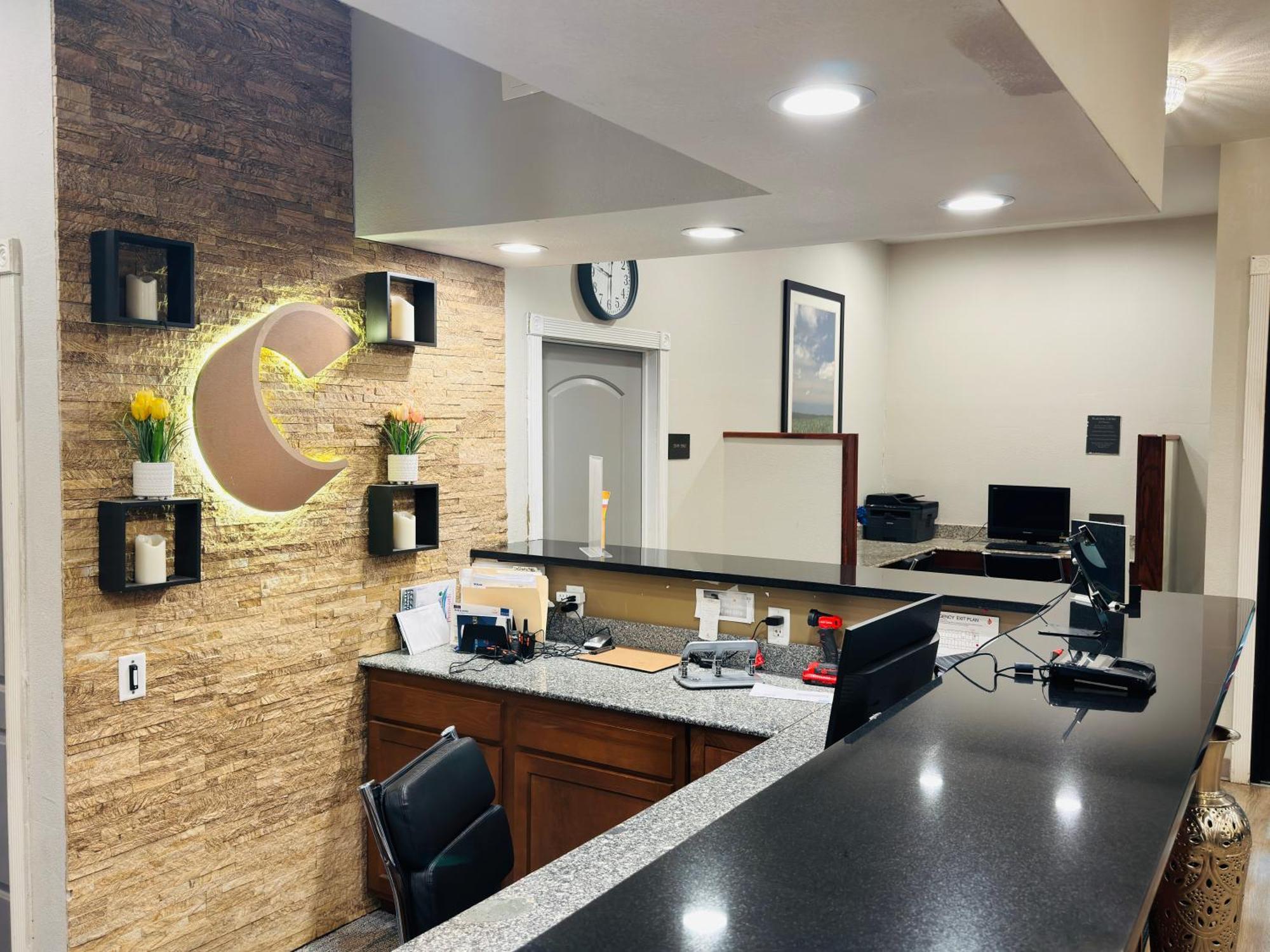 Comfort Suites Plymouth Near Us-30 Extérieur photo
