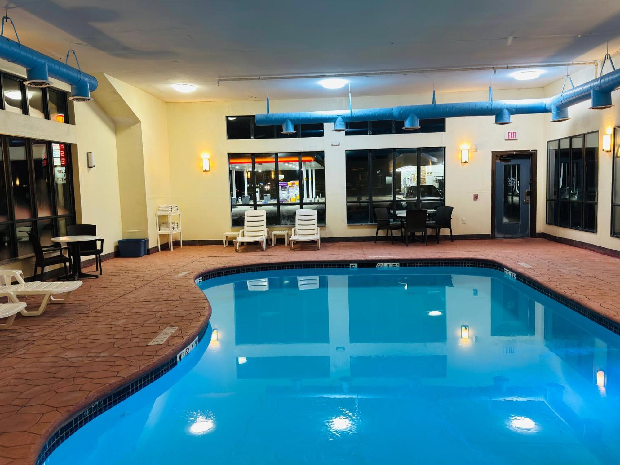 Comfort Suites Plymouth Near Us-30 Extérieur photo